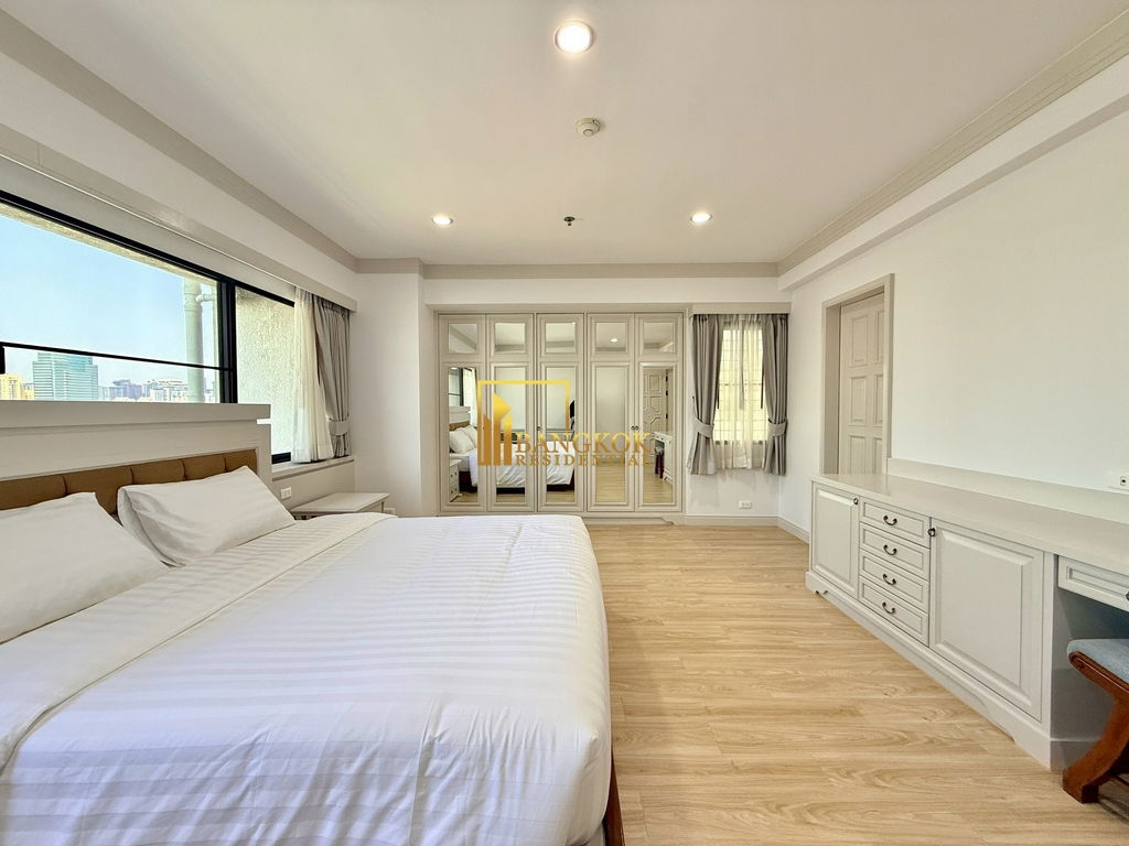 รูป Renovated 3 Bedroom Apartment For Rent in Phrom Phong - BR7300SA - รูปที่ 27/55