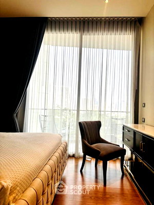 Condos for rent : 2-BR Condo at Magnolias Waterfront Residences near BTS Saphan Taksin (ID 2603894)