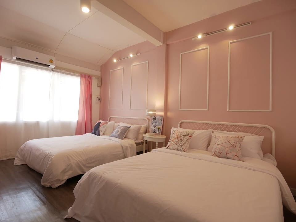 รูป 🏡✨ ให้เช่าทาวน์โฮมรีโนเวทใหม่ สุขุมวิท – เดินเพียง 5 นาทีถึง BTS เอกมัย | เลี้ยงสัตว์ได้ 🐶✨🏡 - รูปที่ 2/6