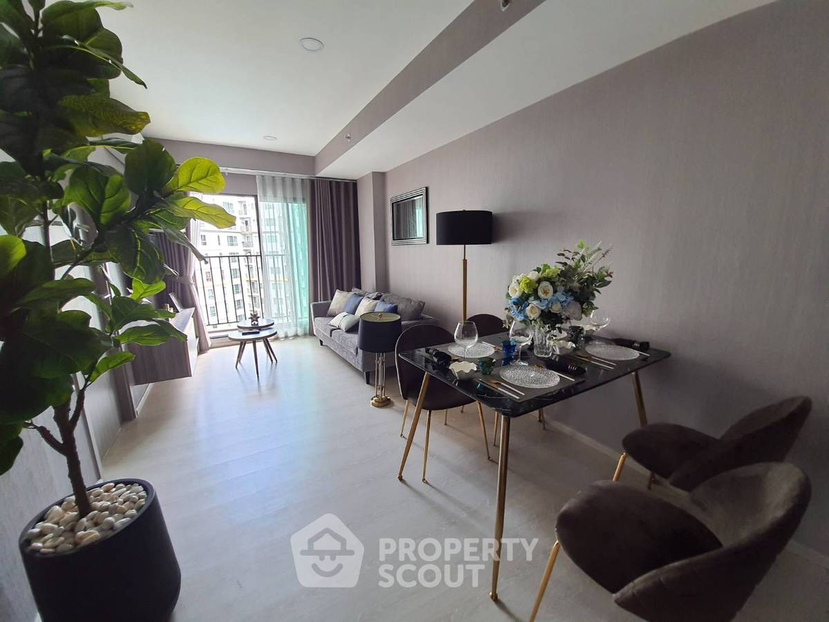 picture 2-BR Condo at Knightsbridge Phaholyothin Interchange in Anusawari (ID 823843) - 18/19