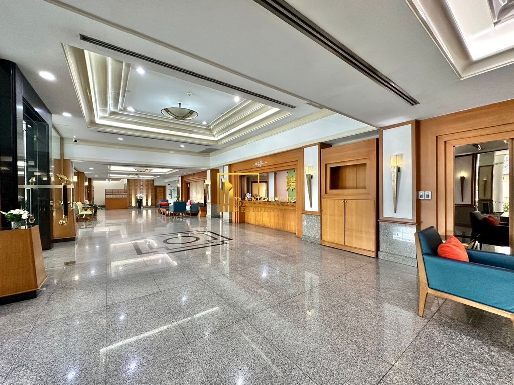 รูป Renovated 3 Bedroom Apartment For Rent in Phrom Phong - BR7300SA - รูปที่ 52/55