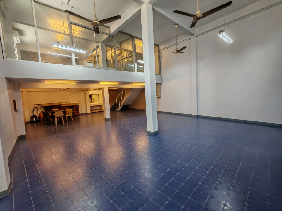 รูป 📌หลังมุม 2คูหา ปรับปรุงใหม่ เช่าตึกแถว ซอย เจริญนคร 53 มีที่จอดรถ เงียบสงบ เหมาะอยู่อาศัย โฮมออฟฟิศ📌 - รูปที่ 3/22