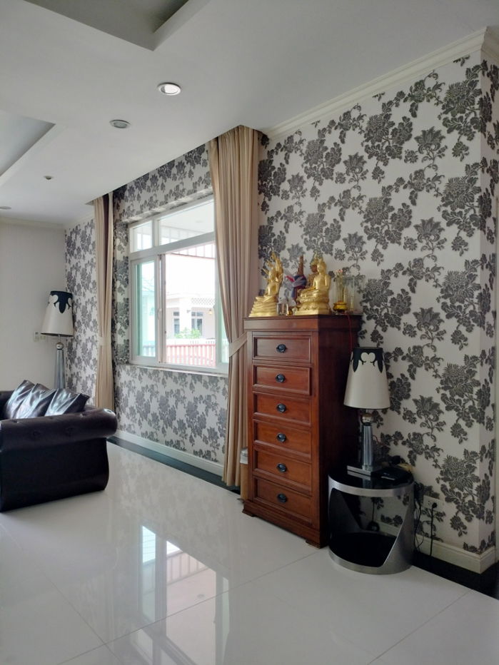 picture For rent nice house 4 bedroom ready to move in - 8/35