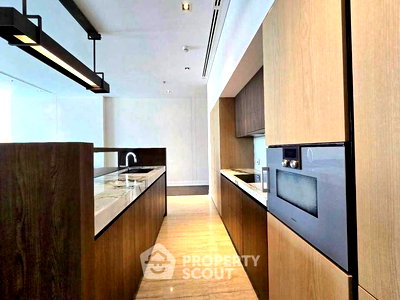 Condos for sale BTS Chong Nonsi : 3-BR Condo at The Ritz-Carlton Residences, Bangkok near BTS Chong Nonsi (ID 2568958)
