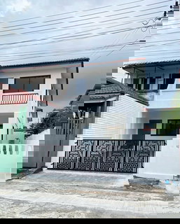 ขายบ้านแฝด หมู่บ้านพระปิ่น 2 ถนนศาลาธรรมสพน์ ใกล้ตลาดสดธนบุรี พุทธมณฑลสาย 2 รีโนเวทใหม่