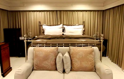 Condos for rent : SL074/Luxury condo for rent Sathorn Gardens, large room 200 sq m, 3 bedrooms, near MRT Silom, only 780 meters.