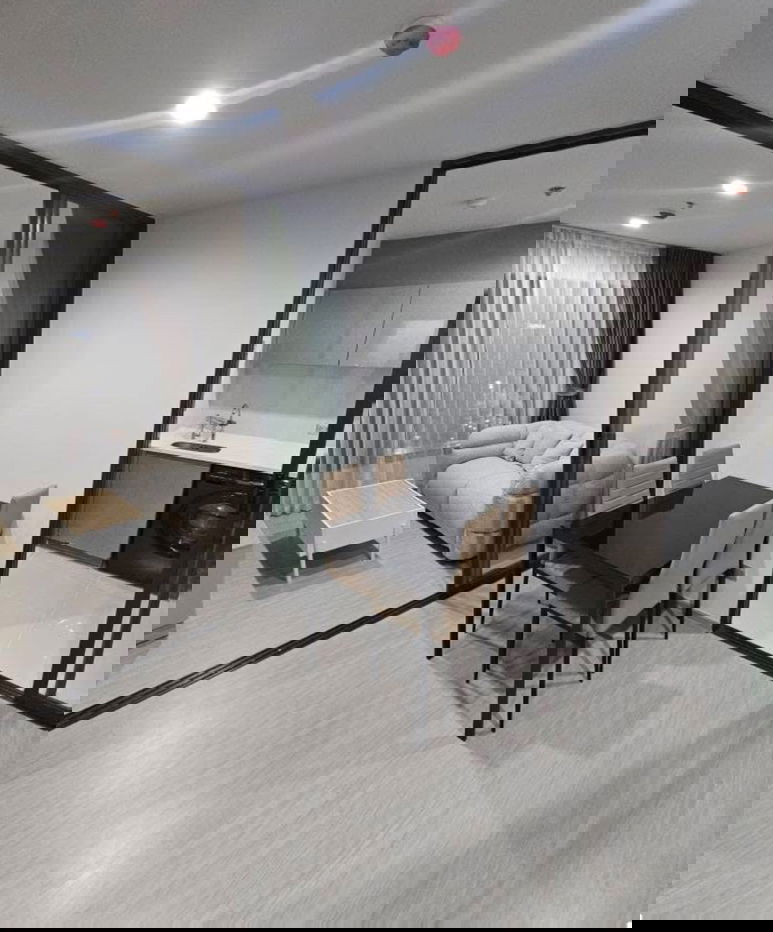 picture Life Asoke - Rama 9 - 3/14