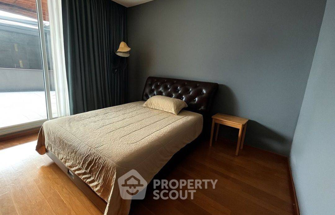 picture 3-BR Condo at The Empire Place near BTS Saint Louis (ID 2310788) - 12/13