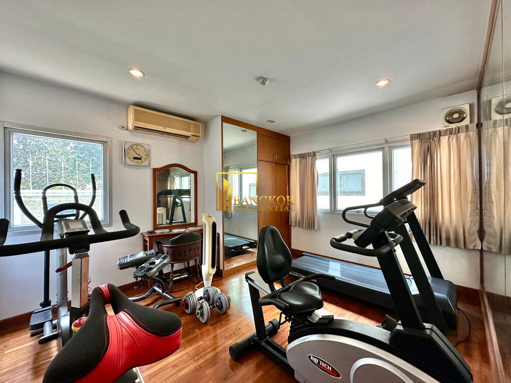 รูป Spacious 2 Bedroom Duplex Apartment For Rent in Thong Lo - BR0895AP - รูปที่ 31/38