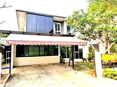 บ้านเดี่ยว ถนนสายไหม : บ้านสวย ทำเลดี พร้อมอยู่! หมู่บ้านมัณฑนา เลค วัชรพล ต่อเติมครบ สวยพร้อมอยู่ เดินทางสะดวก ใกล้ทางด่วน ติดถนนใหญ่