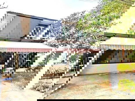 ขายบ้านเดี่ยว : บ้านสวย ทำเลดี พร้อมอยู่! หมู่บ้านมัณฑนา เลค วัชรพล ต่อเติมครบ สวยพร้อมอยู่ เดินทางสะดวก ใกล้ทางด่วน ติดถนนใหญ่