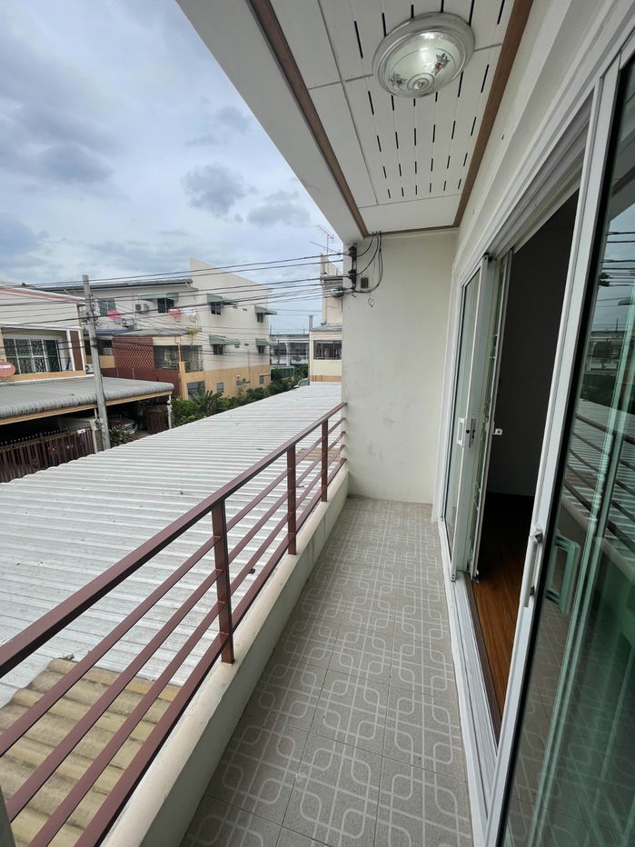 รูป ทาวน์เฮาส์ให้เช่า พร้อมเข้าอยู่ หน้ากว้าง5เมตร ยาว20เมตร ลาดกระบัง ใกล้สุวรรณภูมิ - รูปที่ 10/13