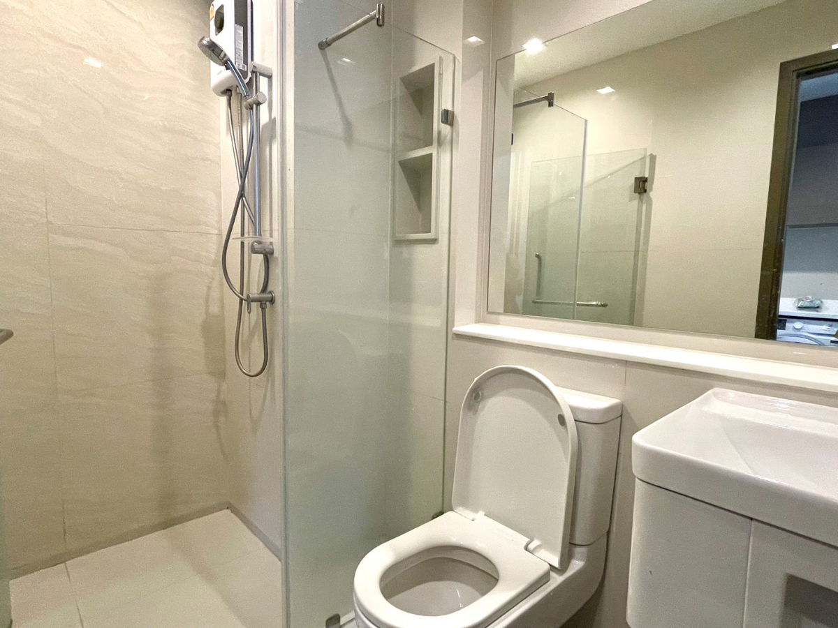 รูป ห้องจริง❤️เอเจ้นท์ ❤️นัดดูห้องแอดไลน์นะคะ❤️ให้เช่า Life Ladprao Valley 🏨🏢 - รูปที่ 6/7