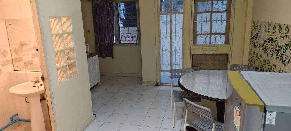 picture townhouse (bangkuwat, pathum thani) bht6700/mth - 5/10