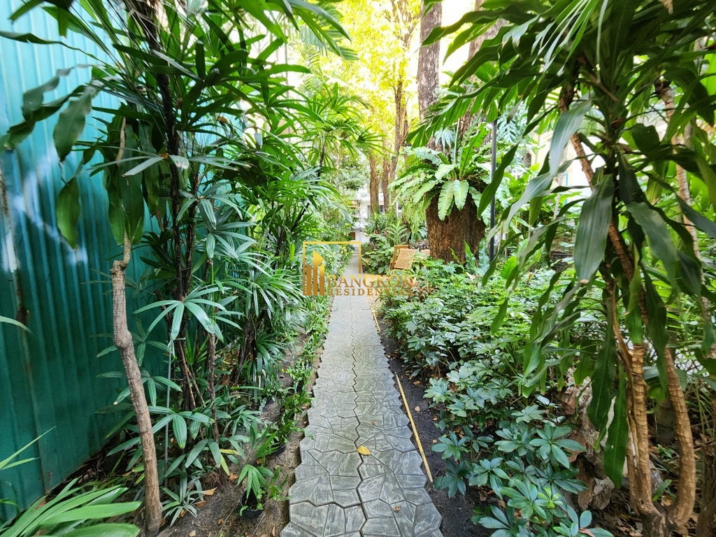 รูป Prompak Gardens | Well Maintained 3 Bedroom Townhouse in Thonglor Area - BR49029TH - รูปที่ 37/42