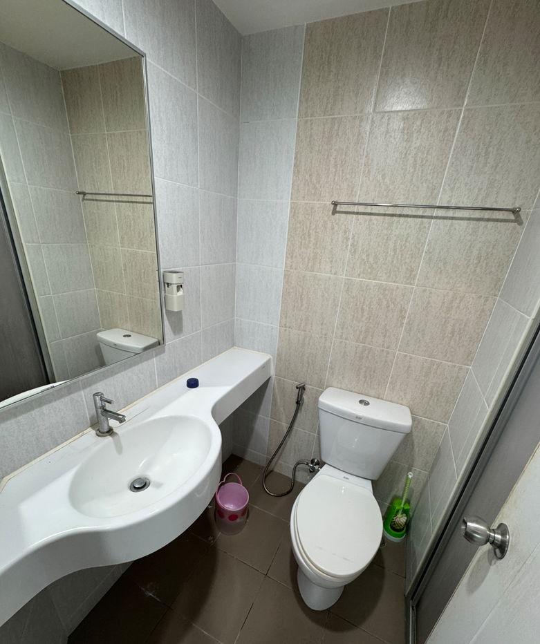 รูป 🔥🔥ให้เช่าคอนโด ลุมพินี พาร์ค นวมินทร์-ศรีบูรพา เฟอร์บิ้วอินท์ทั้งห้อง พร้อมเครื่องใช้ไฟฟ้าครบ โทร 064-2942224 - รูปที่ 10/11