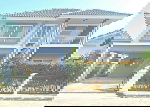 ขายบ้านในโครงการกาญจน์กนกวิลล์ 14 (น้ำโฮม สันกำแพงสายใหม่) เนื้อที่ 56.5 ตร.ว. 3 นอน 3น้ำ 2จอด ราคาจาก 2.99 ล้านบาท เฟอร์นิเจอร์และเครื่องใช้ไฟฟ้า