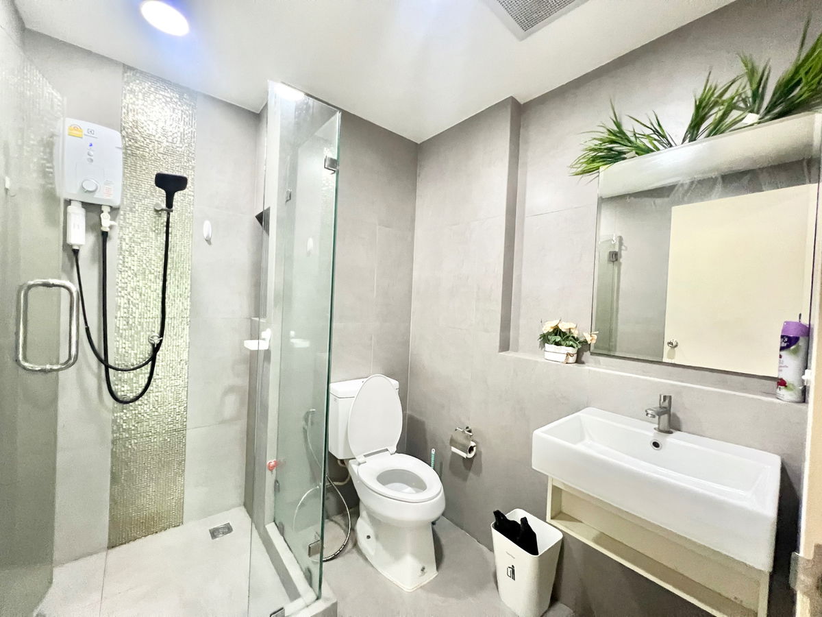 รูป 🩷ให้เช่า 8500.- 🩷แฮปปี้ คอนโด ดอนเมือง ✅ขนาด 28 ตรม🏙️ วิวสระ 📲ติดต่อโทร/ไลน์ 099-289-1569 - รูปที่ 9/9