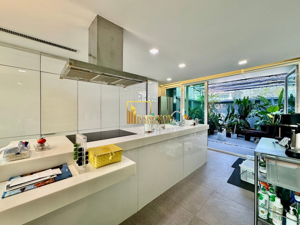 รูป Modern 2 Bedroom Townhouse For Sale in Rama 9 Area - BR49026TH - รูปที่ 4/29