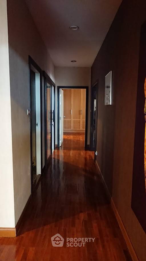 picture 3-BR 250 Sqm At Sailom Suite, 14th Floor Near BTS Sena Nikhom (ID 662926) - 10/12