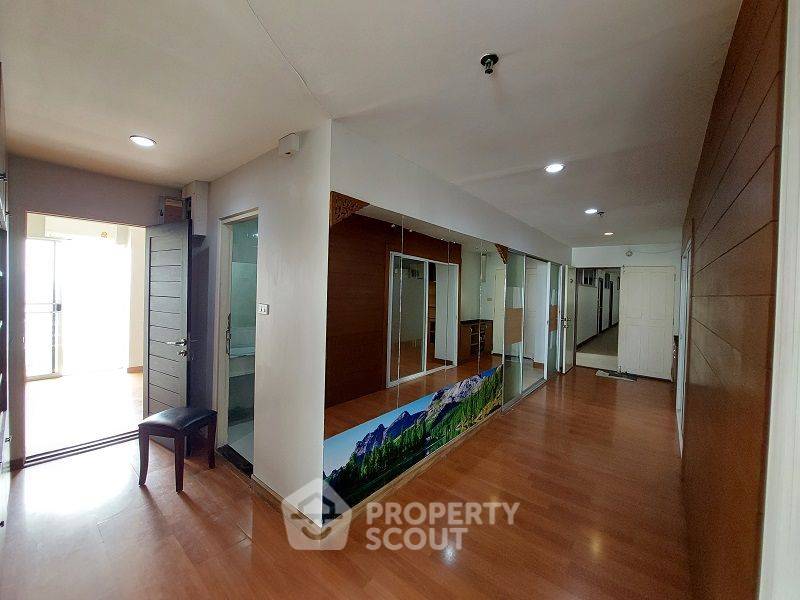 รูป คอนโด 3-ห้องนอน ที่ ธารา เรือนแก้ว ใน พลับพลา (ID 2143931) - รูปที่ 5/10