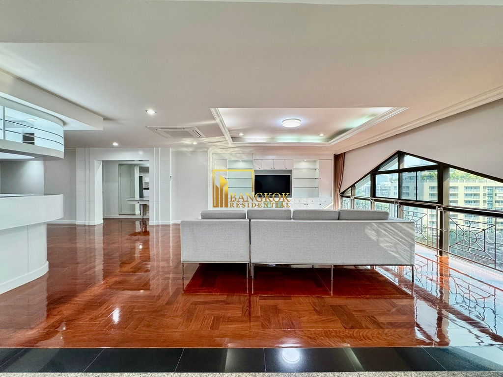 รูป Renovated 3 Bed Apartment For Rent in Phrom Phong - BR20320AP - รูปที่ 4/39