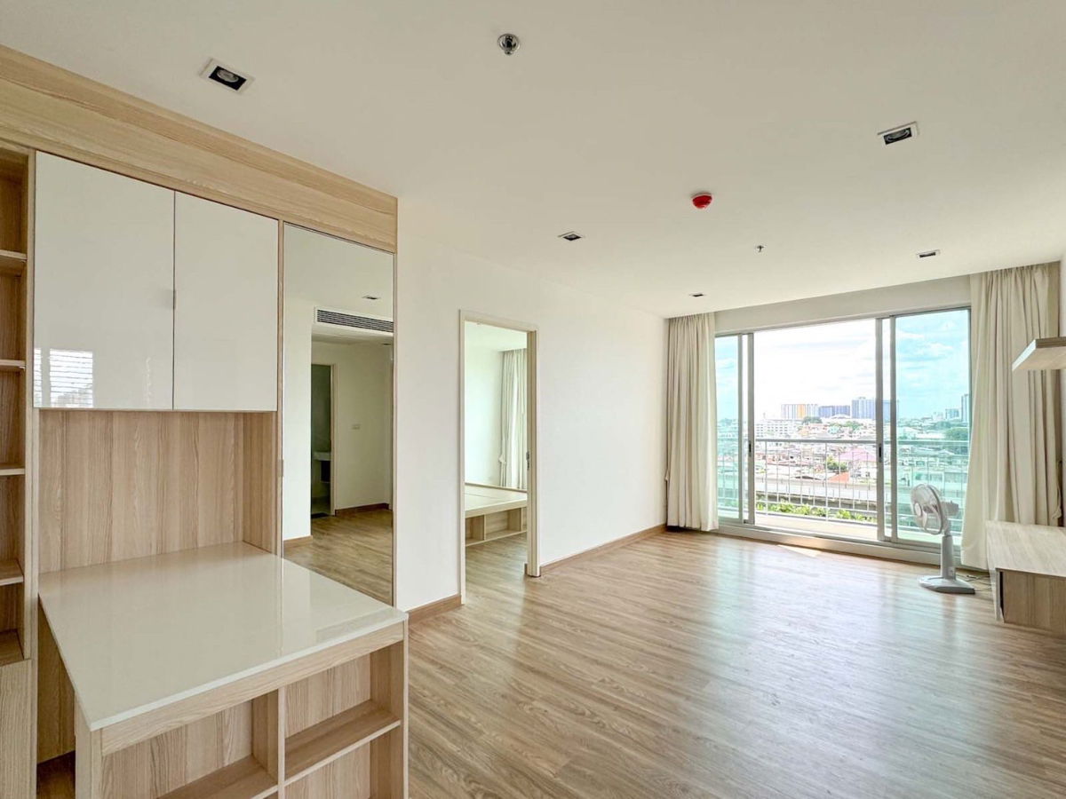 รูป RS5293 ปล่อยเช่าคอนโด The Room สาทร–ตากสิน ห้องใหญ่ รีโนเวทใหม่ - รูปที่ 2/14