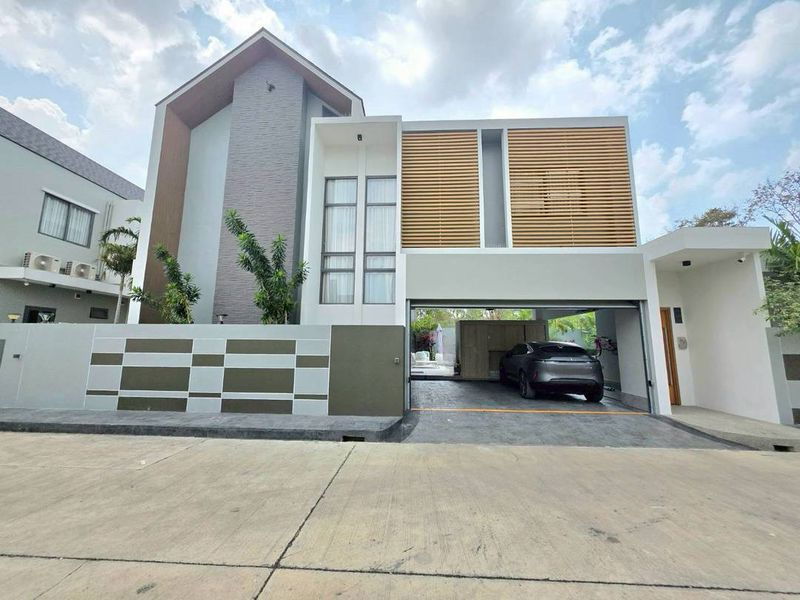 picture Luxury pool villa for sale in Pattaya, Thung Klom-Tal Man area. - 18/18