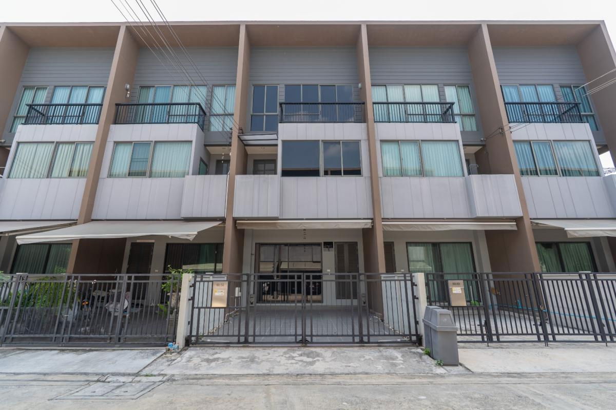 รูป 🏡 ให้เช่าทาวน์โฮม 3 ชั้น บ้านกลางเมือง The Edition พระราม 9 – กรุงเทพกรีฑา บ้านใหม่ สภาพสวย ทำเลดี เดินทางสะดวก พร้อมเข้าอยู่ - รูปที่ 1/15