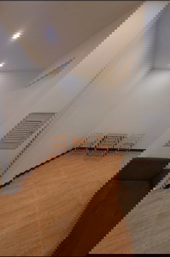 รูป 🏢 ให้เช่าบ้าน 4 ชั้น ทำโฮมออฟฟิศได้ | ทำเลลาดพร้าว ทะลุออกสุทธิสาร–รัชดาได้ เดินทางสะดวก ใกล้รถไฟฟ้า - รูปที่ 2/9