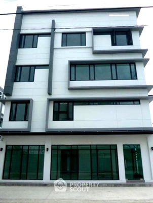 ทาวน์โฮม ม.อัสสัมชัญ บางนา : ทาวน์เฮ้าส์ 2-ห้องนอน ใน บางเสาธง (ID 2435244)