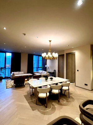 Condos for rent : SL053/ Ready to move in, for rent luxury condo in the heart of Sathorn, The Reserve Sathorn, large room 114 sq m.