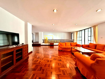 Condos for rent : Expansive 3 Bedroom Apartment For Rent in Central Asoke Area - BR0746AP