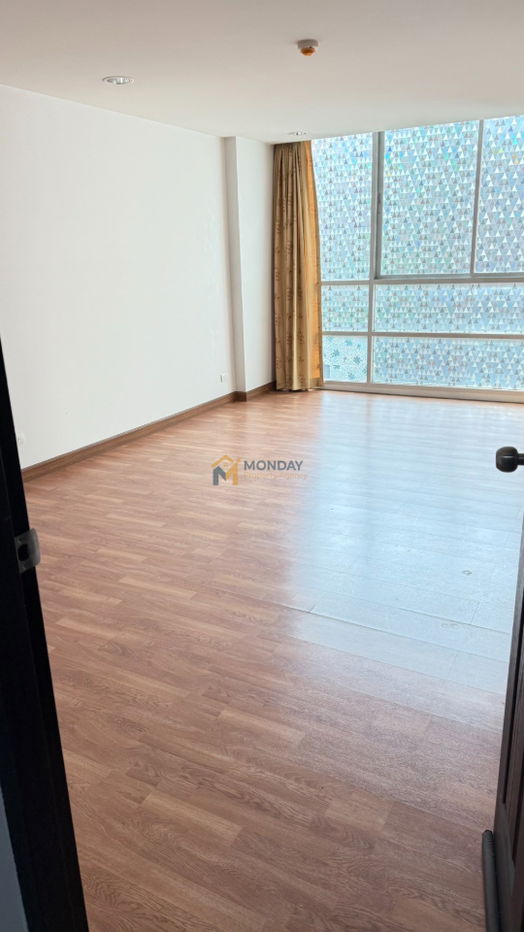 รูป 🔥 หลุดจอง! ราคานี้หาไม่ได้ง่าย ๆ เดอะ คริส รัชดา 17 พร้อมโอน 🔥MD-26028487 - รูปที่ 4/5