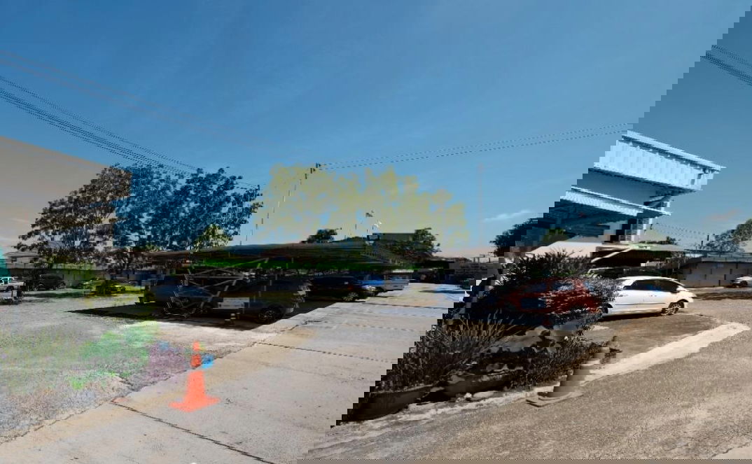 รูป ขาย โรงงานพลาสติก มีใบ ร.ง.4 บนที่ดิน 10 ไร่ กว่า ติดถนนรังสิต-นครนายก คลอง 11 - รูปที่ 4/5