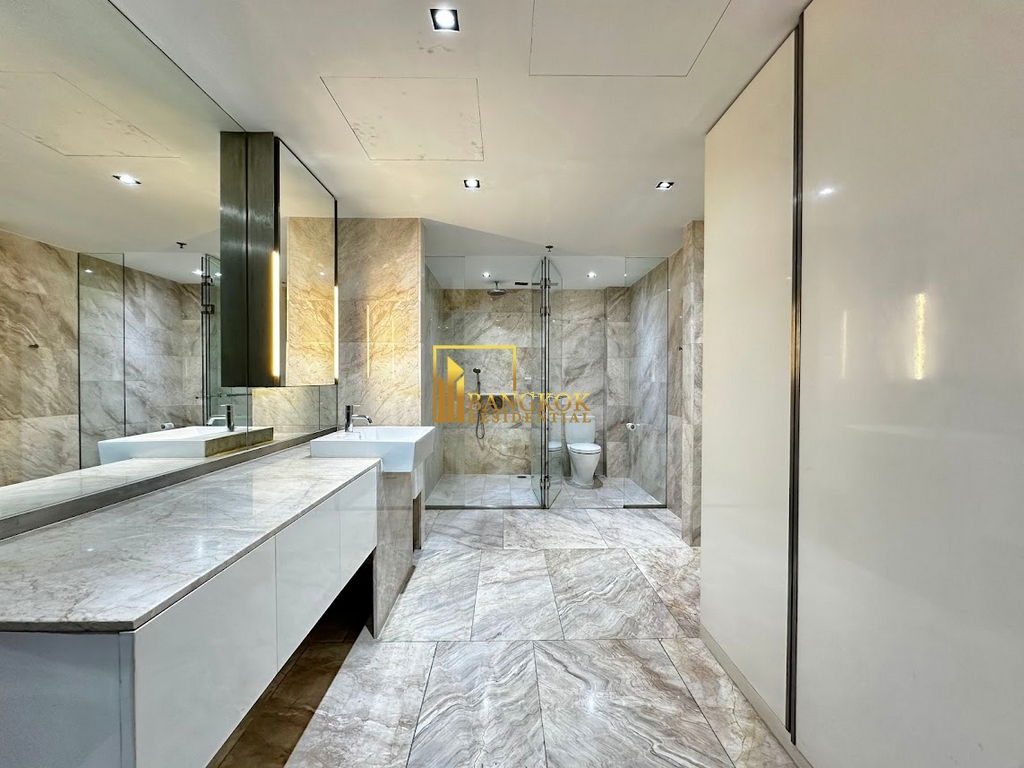 รูป The Met Sathorn | Outstanding 4 Bed Duplex Condo With Amazing Views - BR16184CD - รูปที่ 35/64