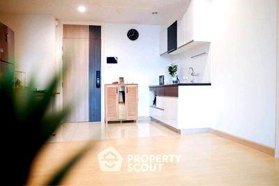 Condos for sale : 1-BR Condo at Supalai Lite Ratchada - Narathivas - Sathorn in Chong Nonsi (ID 2209525)