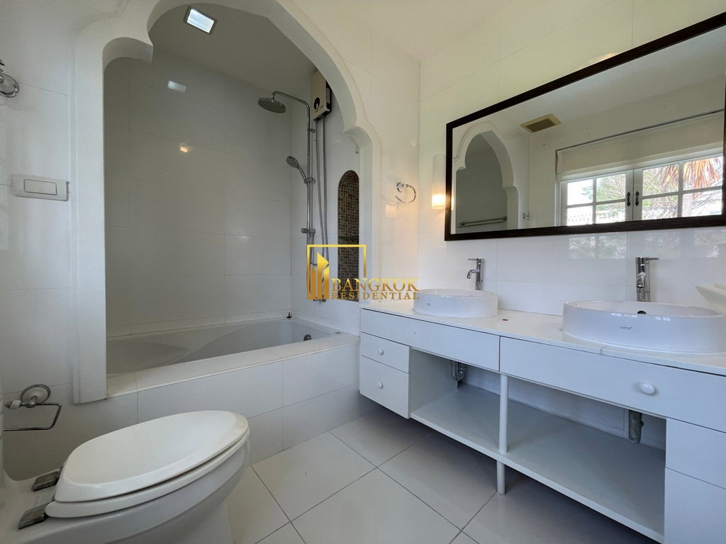 รูป Prompak Gardens | Well Maintained 3 Bedroom Townhouse in Thonglor Area - BR49029TH - รูปที่ 20/42