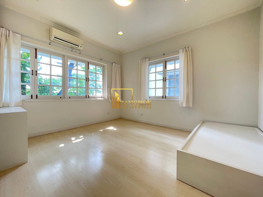 รูป Prompak Gardens | Well Maintained 3 Bedroom Townhouse in Thonglor Area - BR49029TH - รูปที่ 23/42