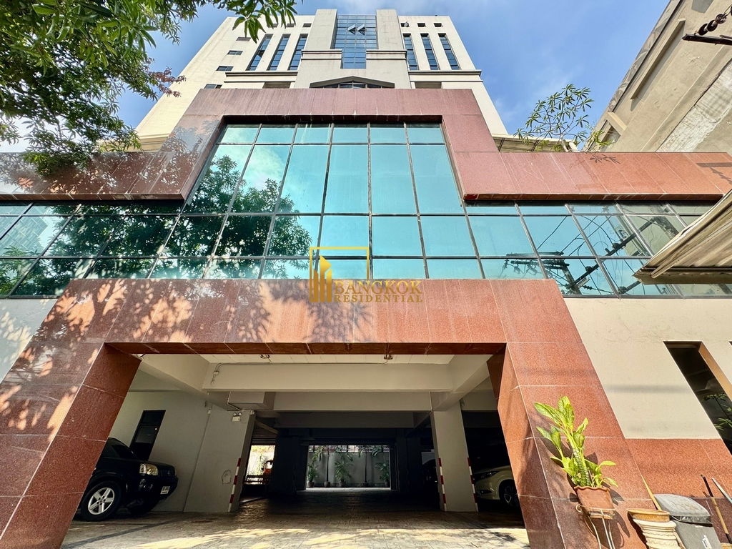 รูป Renovated 3 Bed Apartment For Rent in Phrom Phong - BR20320AP - รูปที่ 39/39