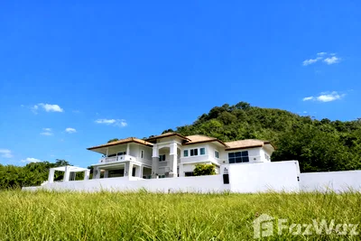 Houses for rent Phuket International Airport : 7 Bedroom Villa for rent in Mai Khao, Phuket  6091710