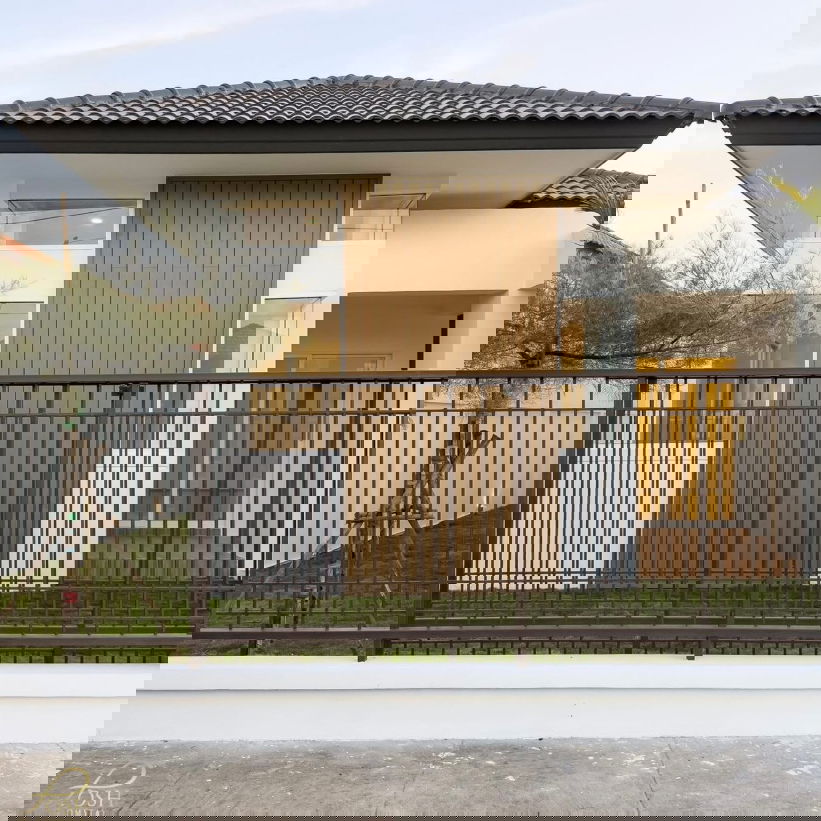 picture Ready-to-Move-In Single House at Phuket Villa Chaofah 2 - 4/36