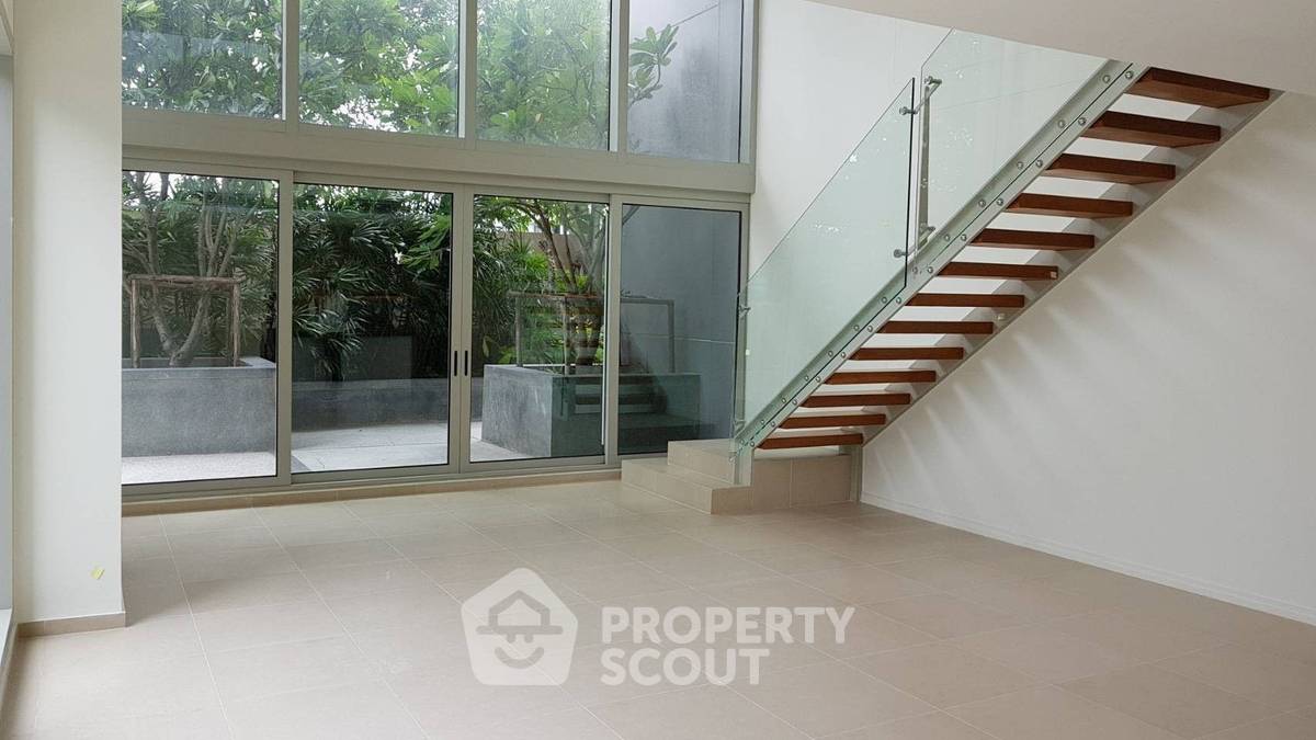 picture 3-BR 286 Sqm Condo For Sale At The River Condominium Near BTS Saphan Taksin (400m) (ID 1446626) - 14/27