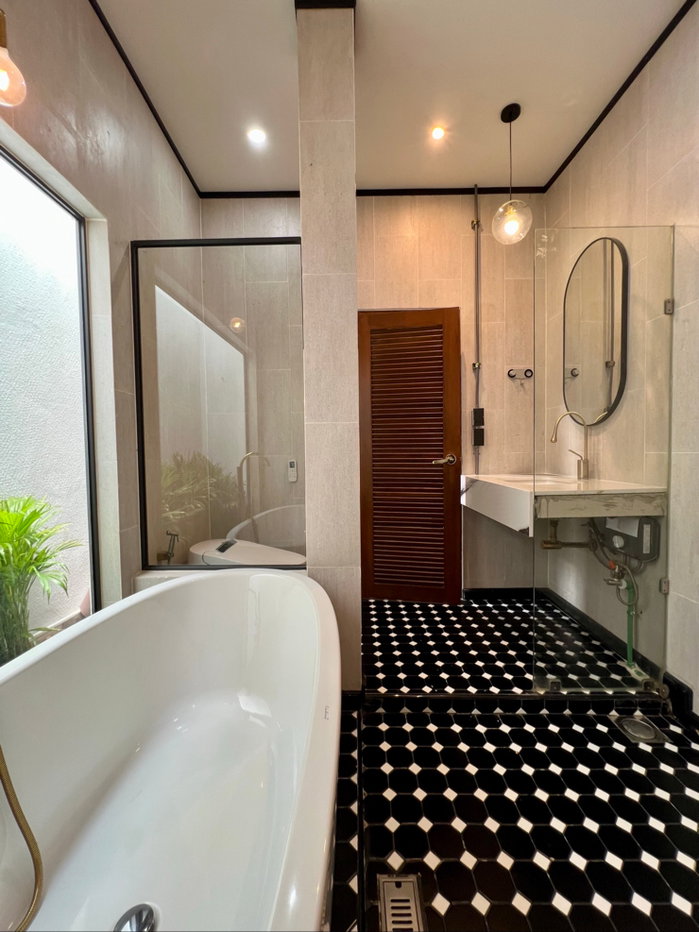 รูป 🏡 [For Sale] ขายบ้านเดี่ยว 7 ห้องอเนกประสงค์ สไต ล์Modern Loft Pool Villa ใจกลางสุขุมวิท 77 (อ่อนนุช 17) รีโนเวทใหม่พร้อมสระว่ายน้ำ ใกล้ BTS อ่อนนุช  - รูปที่ 9/15