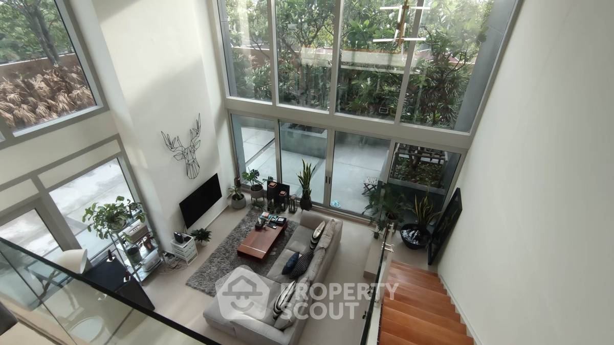 picture 3-BR 286 Sqm Condo For Sale At The River Condominium Near BTS Saphan Taksin (400m) (ID 1446626) - 5/27