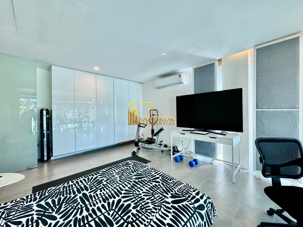 รูป Modern 2 Bedroom Townhouse For Sale in Rama 9 Area - BR49026TH - รูปที่ 11/29