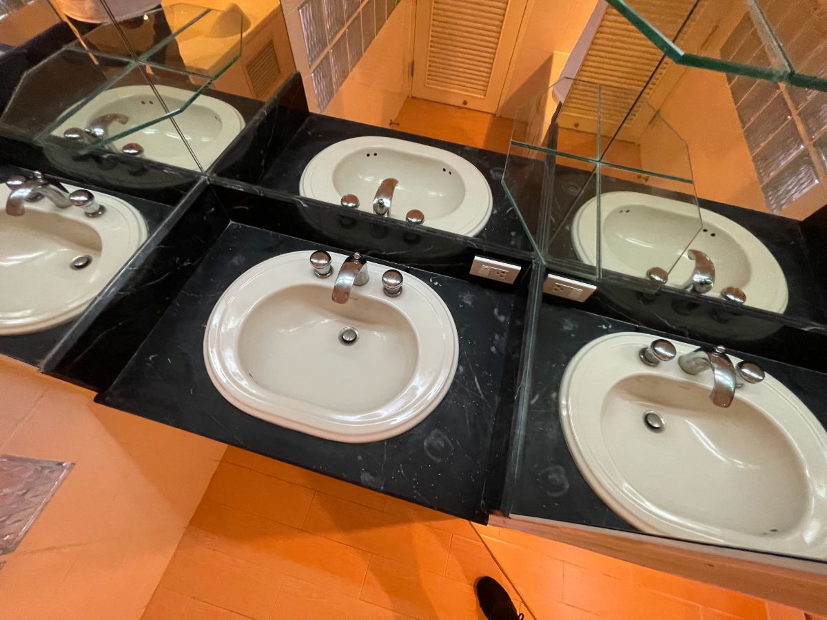 รูป ให้เช่า Supalai Place Sukhumvit 39 ห้องกว้างอยู่สบาย ใจกลางพร้อมพงษ์ เฟอร์ครบ พร้อมเข้าอยู่ I Code DS2271 Line : @Dstay - รูปที่ 23/31