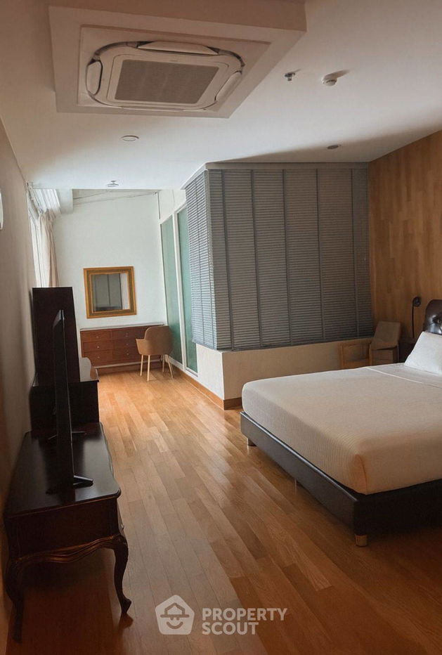 picture 3-BR Condo at The Empire Place near BTS Saint Louis (ID 2310788) - 6/13