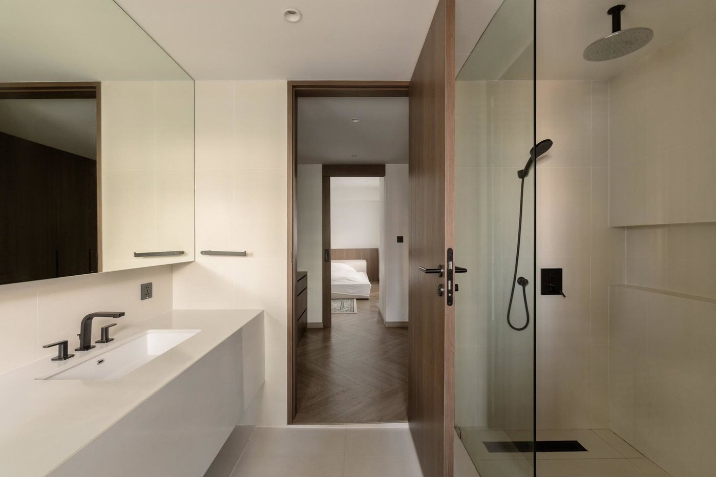 รูป LTH14634 – Condo for Sale | Newton Tower | 188 sqm | 2 Beds 2 Baths | Near BTS Nana | 23.18 MB  - รูปที่ 8/8