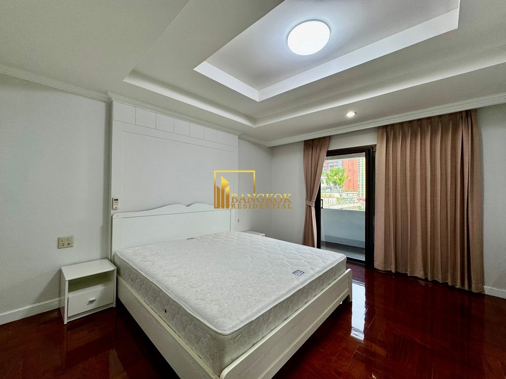 รูป Renovated 3 Bed Apartment For Rent in Phrom Phong - BR20320AP - รูปที่ 20/39